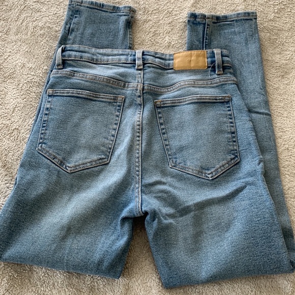 🌸Zara | High Rise Skinny Jeans - Picture 3 of 8